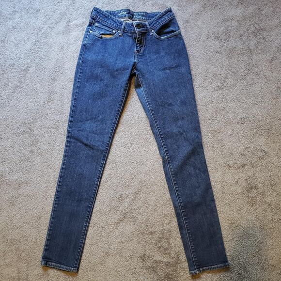 Women's Size 27 Levi's Skinny Low-Rise Bold Curve Blue Jeans - Picture 6 of 7